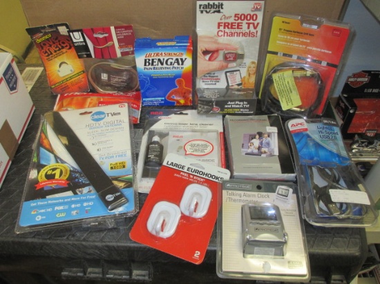 Lot of New Electronic items and more con 757
