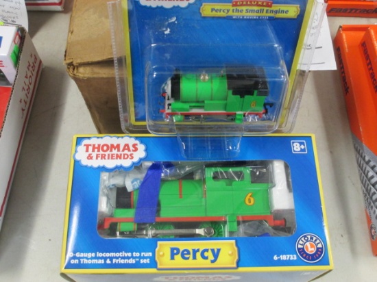 New Thomas and Friends Percy O-Gauge Locomotive and small Percy Locomotive con 317