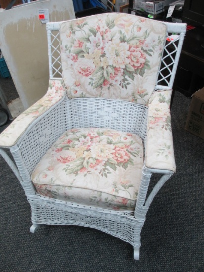 Wicker Rocking Chair 30x36x38 Will Not Be Shipped con 635