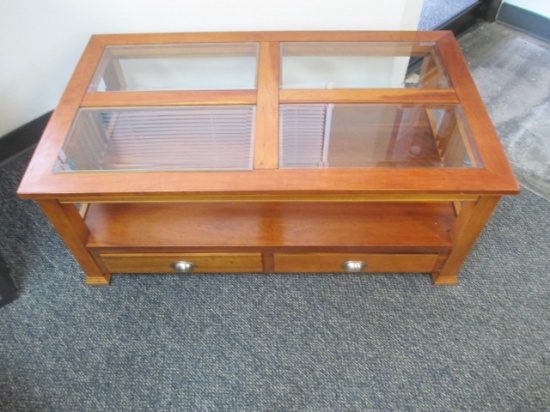 Bassett Glass Top Coffee Table with Drawers Will Not Be Shipped con 605