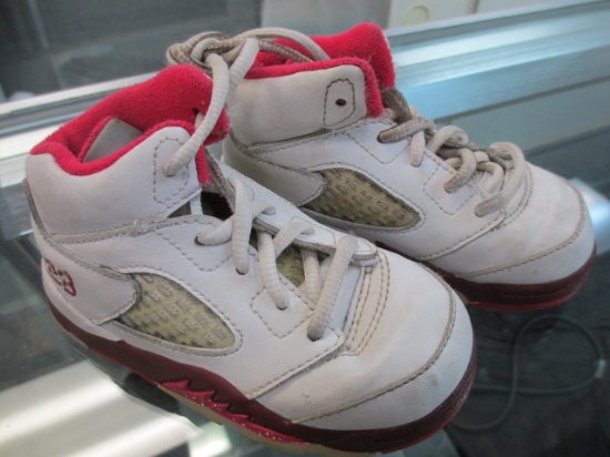 Baby Jordans - Size 6C - con 634