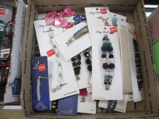 25 New Assorted Costume Jewelry - con 311