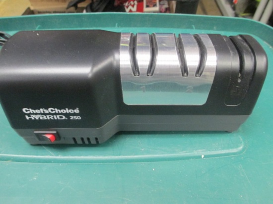 Chefs Choice Electric Knife Sharpener - con 649