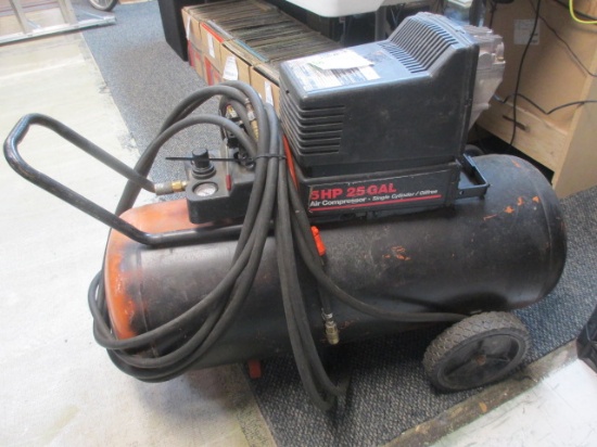 Air Compressor - Works - Will not be shipped - con 311