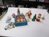 Vintage Christmas Candle Lot - con 686