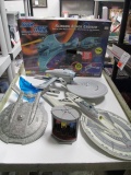 Assorted Star Trek Models - Will not be shipped - con 538