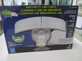 Outdoor Security Light - LED - con 576