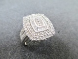 Sterling Silver and Diamond Ring - Size 7.75 - con 447