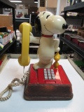 Vintage Snoopy Phone - Will not be shipped - con 38