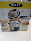 Bella .9l Deep Fryer - Will not be shipped - con 476