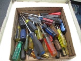 50 Assorted Screwdrivers - con 311