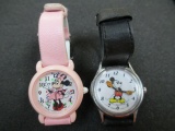 2 Disney Watches con 686