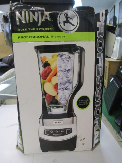 Ninja Professional 1000 Watt Blender - Will not be shipped - con 757