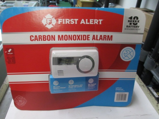 4 New First Alert Cabron Monoxide Alarms - con 757