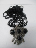 Vintage Beaded Necklace - con 672