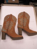 Women's Size 8 Roper Cowboy Boots - con 468
