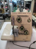 Heavy Duty Mini Lock FR-850 Sewing - Will not be shipped - con 723