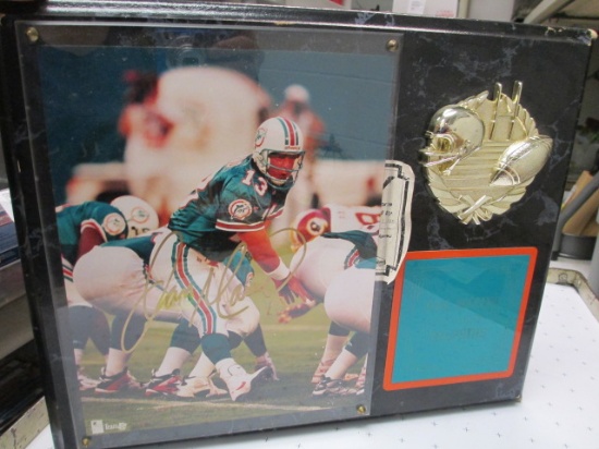 Dan Marino Signed with COA - 1995 - con 317