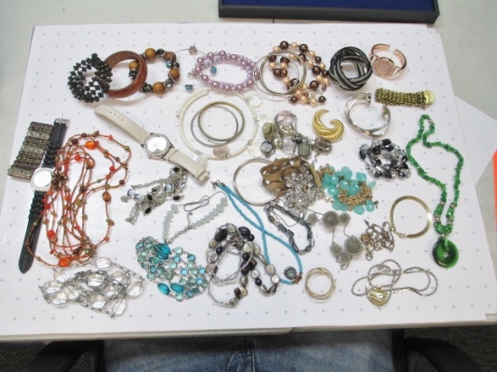 Assorted Jewelry - con 668