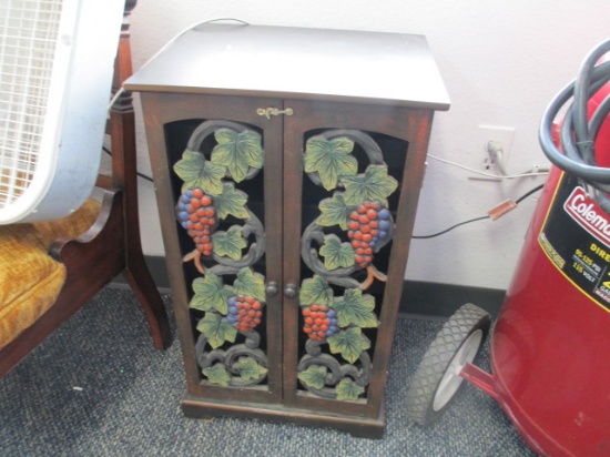 Wine Cabinet - 27x14x16 - Will not be shipped - con 738