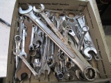 Assorted Open Ended Box Wrenches - con 757