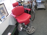Like New Collins Barber Chair Works Great  - Will not be shipped - con 316