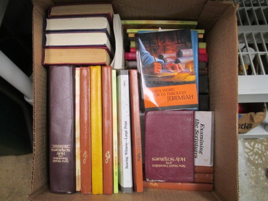 Box of Jehovahs Witness Books - Will not be shipped - con 414