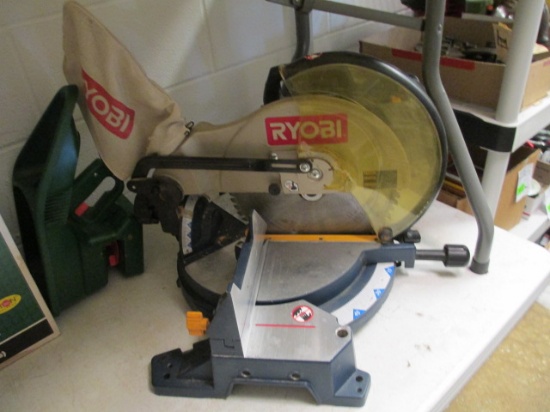Ryobi 12" Compound Miter Saw with Laser Guide- Works - Will not be shipped - con 770