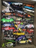 Assorted hot Wheels and More - con 757