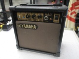 Yamaha Guitar Amp - GA10 - con 317
