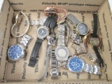 Big Lot of Watches - con 317