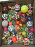 Assorted Bouncy Balls - con 653