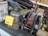 Floor Jack and Bottle Jack 20 Ton - Will not be shipped - con 555