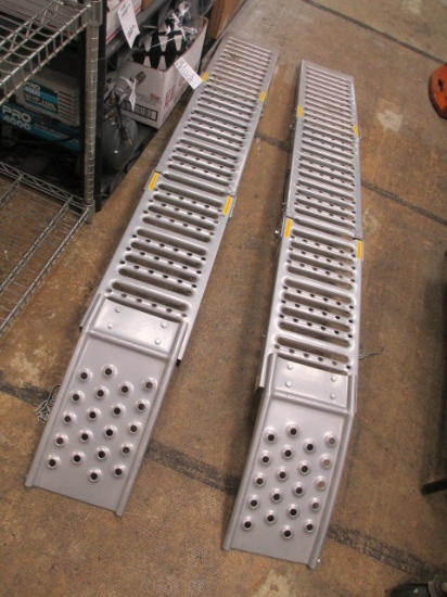 Loading Ramps - 750lb to 2500lb - Like New - Will not be shipped - con 39