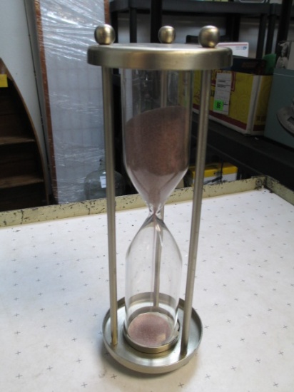 Large Glass and Metal Sand Timer - Will not be shipped - con 476