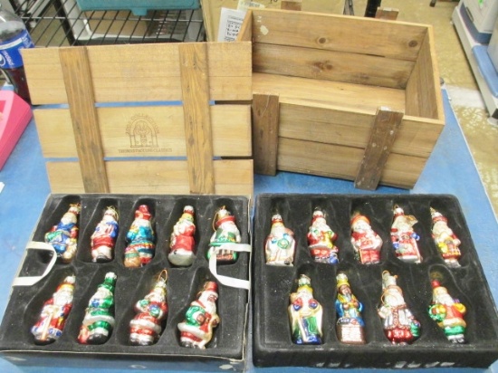 18 Collectible Thomas Pacconi Christmas Decorations - Will not be shipped - con 583