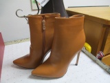 Lamb Skin Ankle Boots - Size 8.5 - con 797