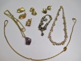 Vintage Jewelry - con 668