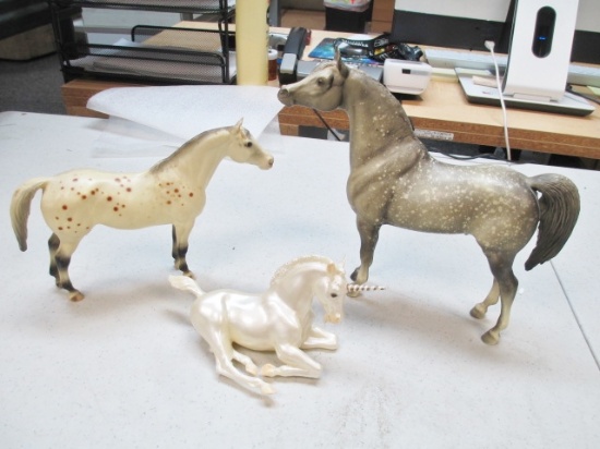 Lot of 3 Boyer Horses - con 803