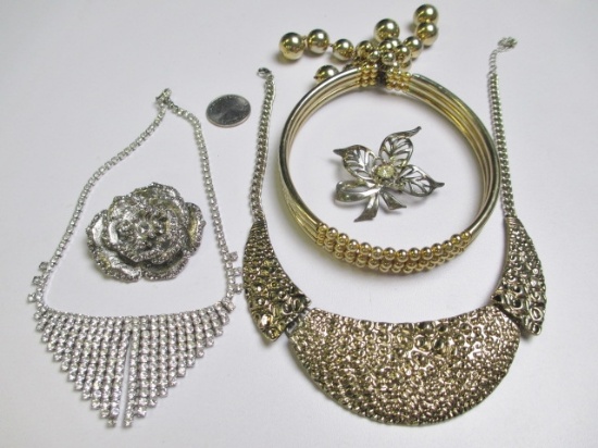 Vintage Jewelry - con 668