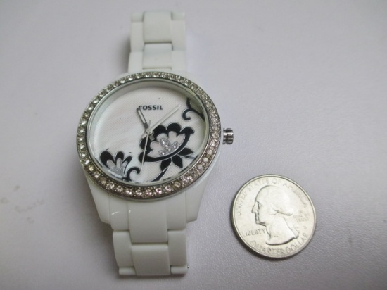 Fossil Watch - con 668