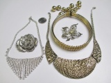 Vintage Jewelry - con 668