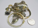 Jewelry - con 668