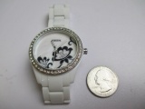 Fossil Watch - con 668