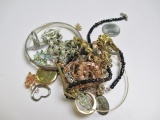 Jewelry - con 668