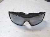 Oakley Oil Rig Sunglasses - con 317