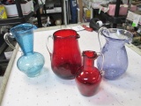 3 Crackle Glass Pitchers - con 3