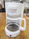 Durabrand Coffee Pot - In Box - Will not be shipped - con 802