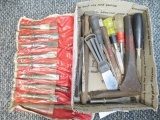Assorted Chisels - con 802