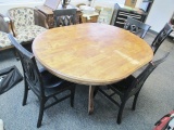 Stressed Table with 4 Chairs - 66x48x30 - Will not be shipped - con 555